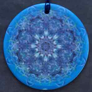 ROUND CERAMIC
ORNAMENT
CRYSTAL AQUA BLUE 1